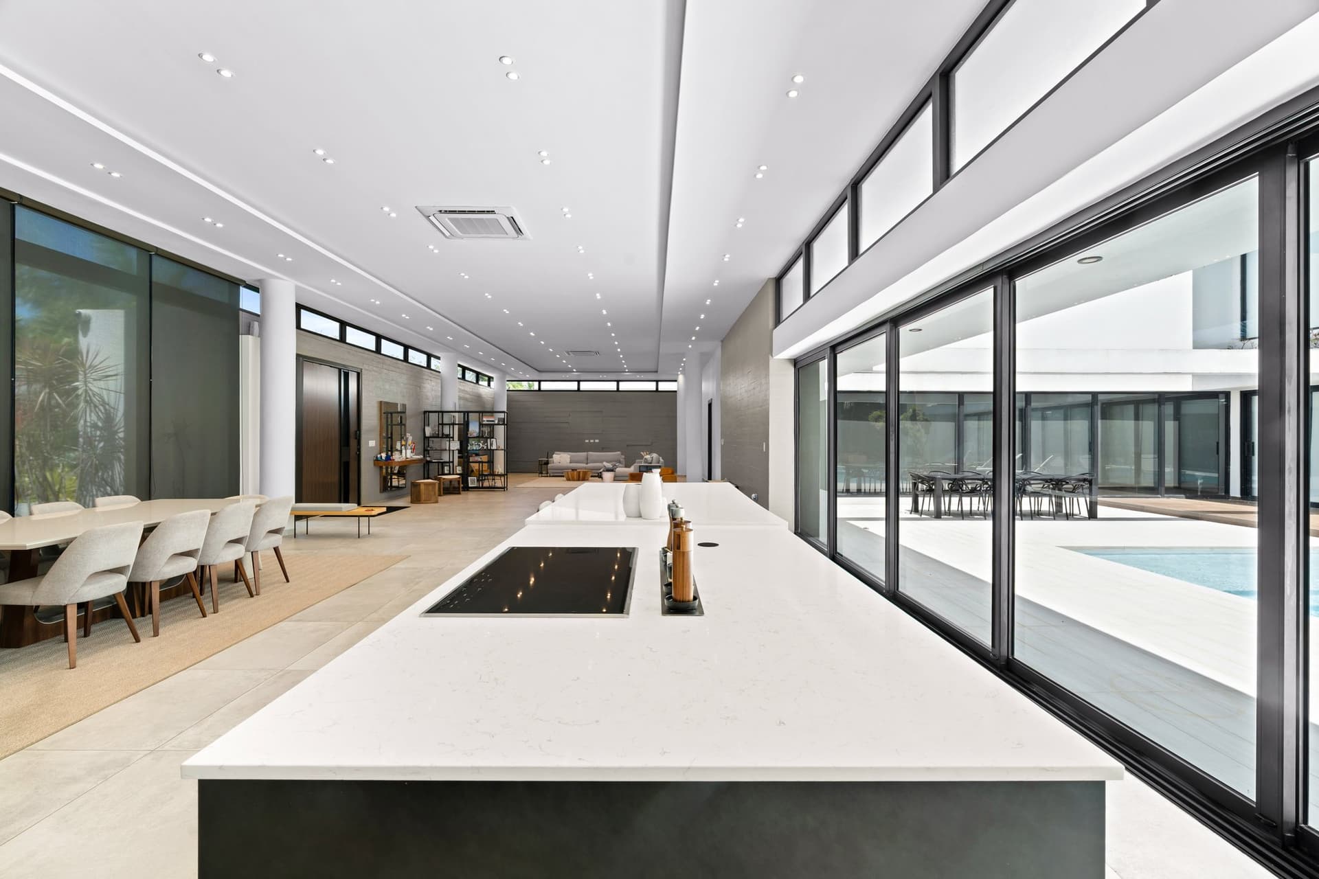 Villa Levant Estate - 5